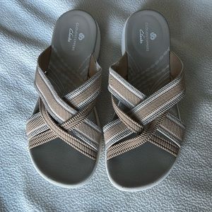 Cloud Steppers by Clark’s, new size 7